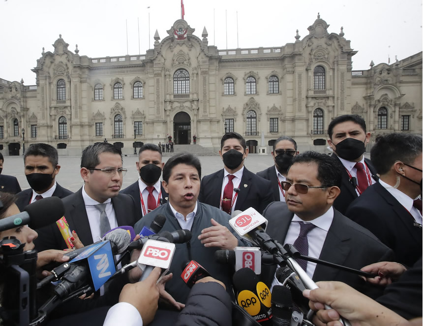 Lady Camones: Congreso respeta y felicita  a la fiscalía por lo que considera trabajo objetivo en la investigación a Pedro Castillo