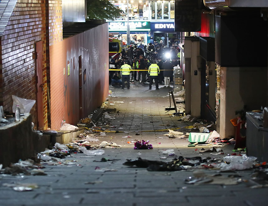 Seúl: Estampida en fiesta de Haloween deja 151 fallecidos, la mayoría jóvenes