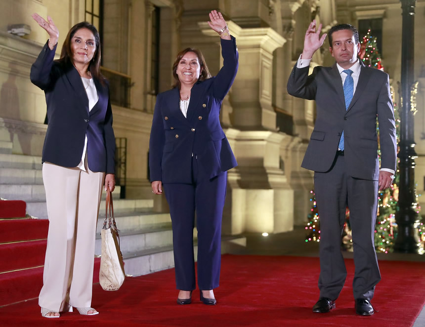 Dina Boluarte completó su gabinete: Juramentaron los ministros de Trabajo y de Transportes