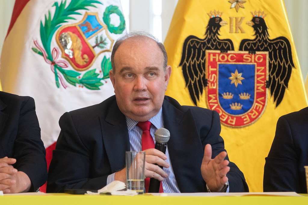 López Aliaga no declarará nulos los contratos de concesión de peajes y anuncia que serán renegociados