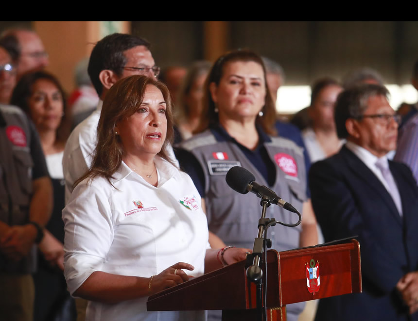 Dina Boluarte no niega que existan nuevos chats de WhatsApp o audio sobre coordinaciones con Maritza Sánchez