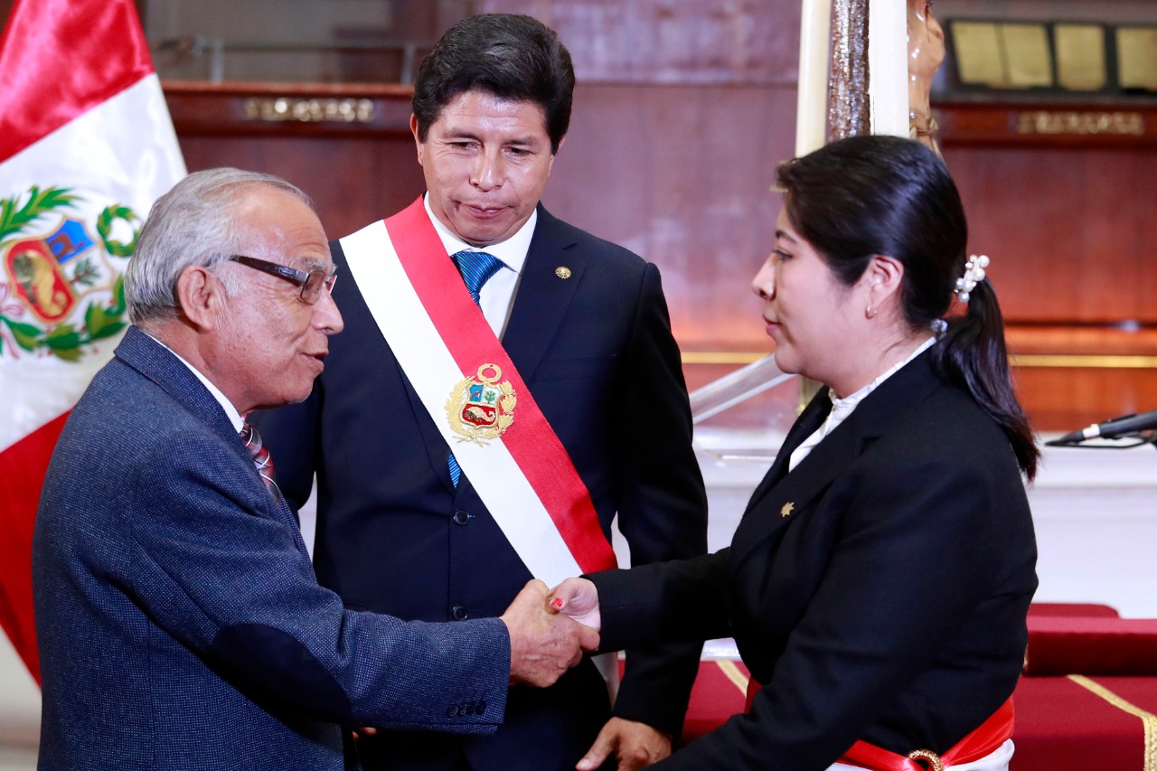 Lizarzaburu: Ética acuerda recomendar suspensión de 120 días para congresista fujimorista