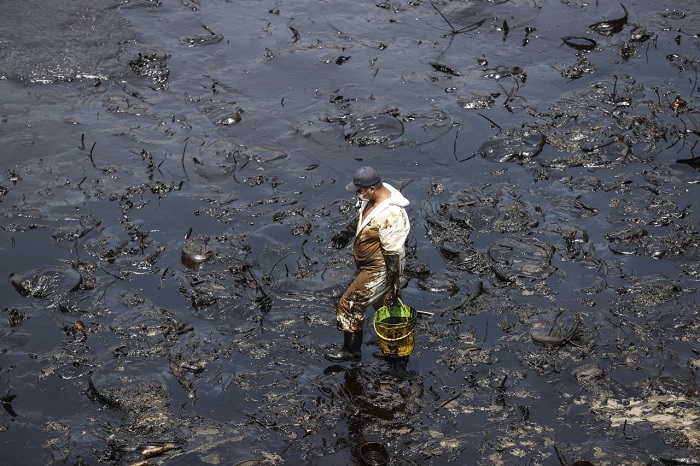Ejecutivos de Repsol se allanan a investigaciones por el derrame de petróleo en Ventanilla