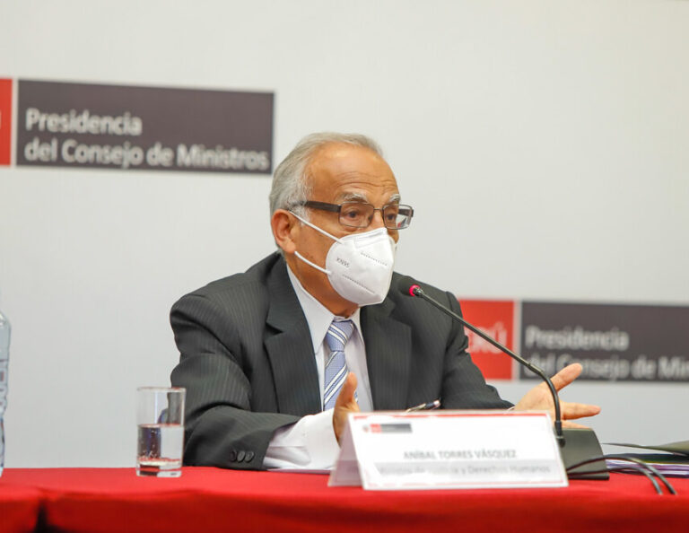 Gobierno habría decidido mantener en su puesto al Procurador General de la República