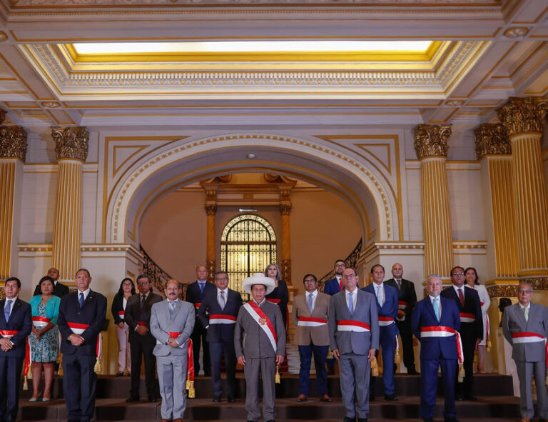 Perú Libre convoca a Asamblea para fijar posición en torno al nuevo gabinete y FP anuncia que no dará el voto de confianza