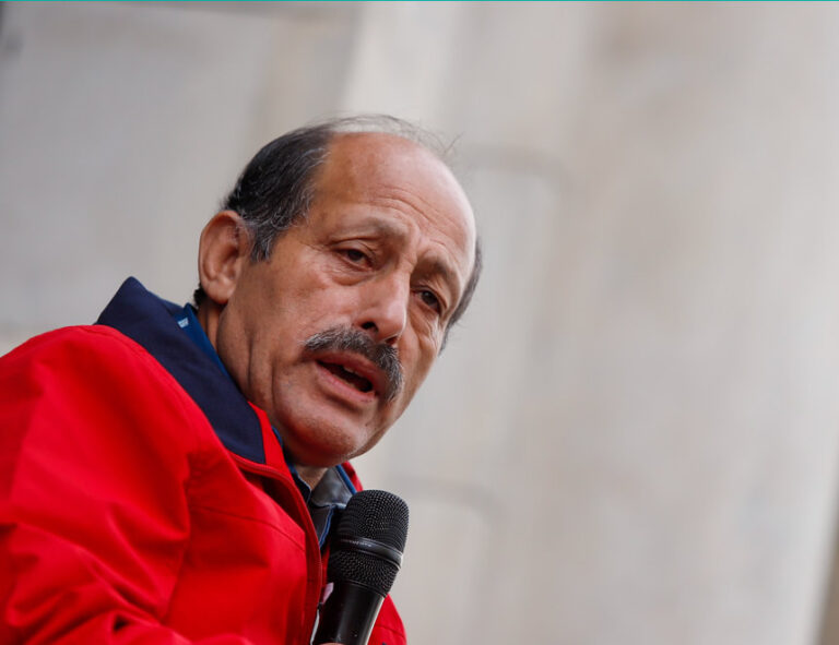 Héctor Valer: “Ahora me derrotaron, me retiro a mis cuarteles pero vendrán otros a seguir combatiendo”