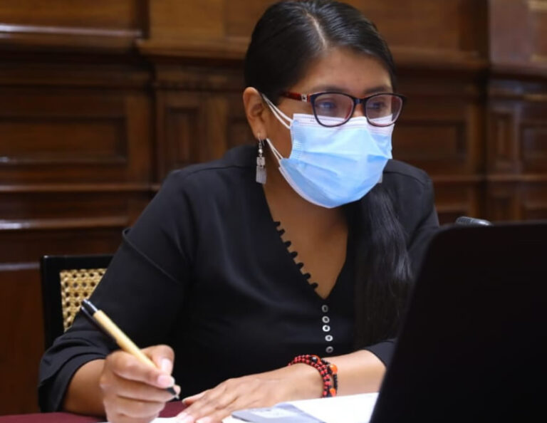 Denuncia constitucional: ¿En qué consiste la acusación de “acción conspirativa” contra 10 congresistas entre ellos Maricarmen Alva?