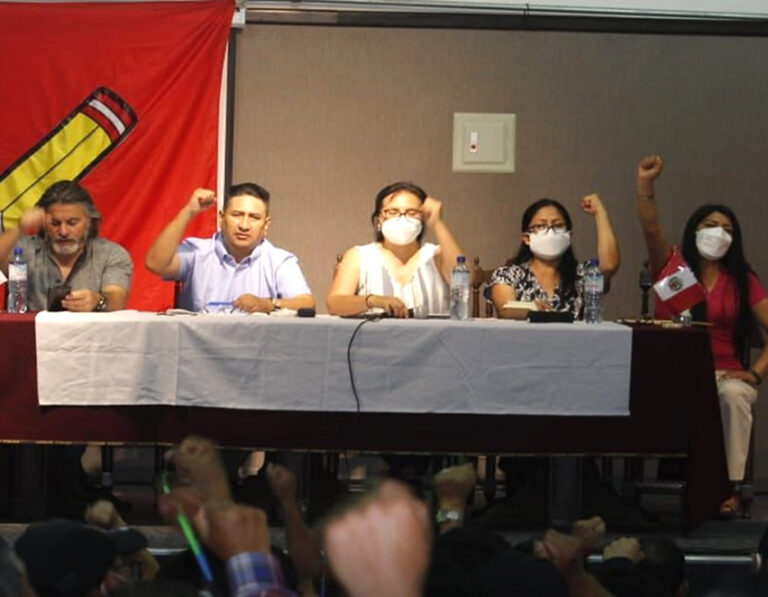 Perú Libre decide no aceptar designación de Héctor Valer y anuncia que no dará voto de confianza