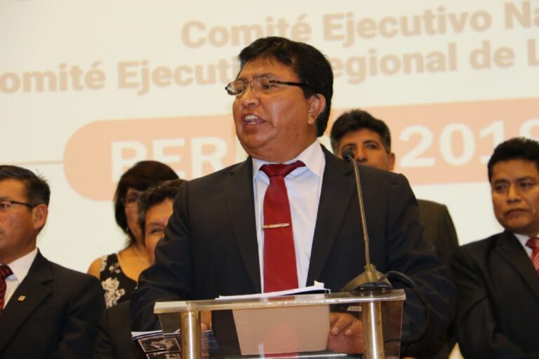COVID-19: Más del 90% de docentes está inmunizado, aseguró el Sutep