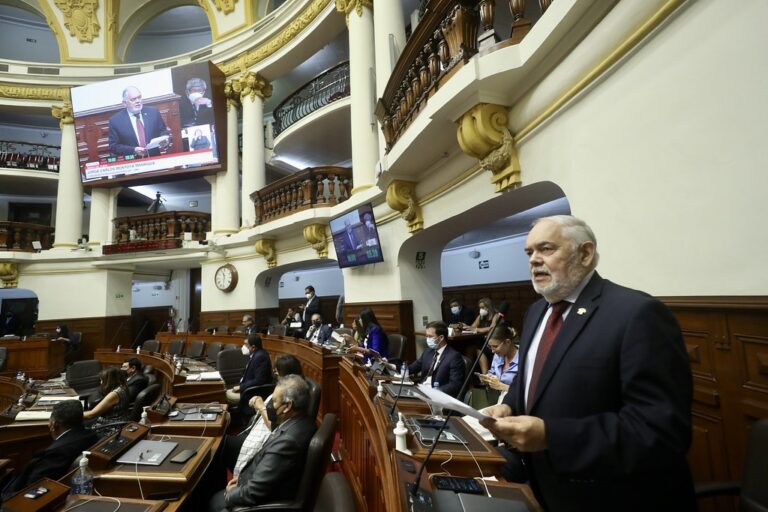 Oposición intentará vacar esta tarde al presidente Pedro Castillo