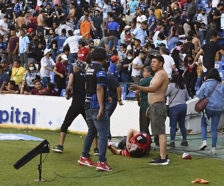 Querétaro: Hecho de violencia que nunca debe repetirse en un estadio de fútbol [video]