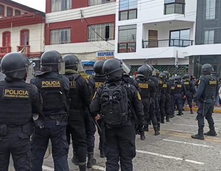 Huancayo: Día de vandalismo en medio de protestas de transportistas