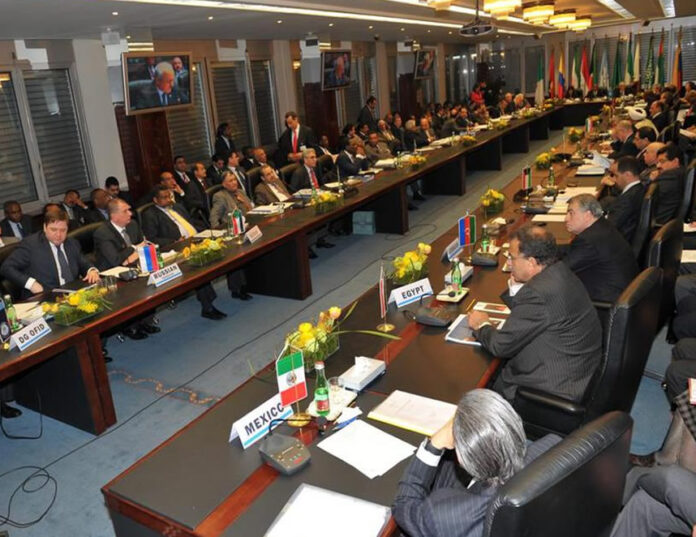 Sesiòn de la Organización de Países Exportadores de Petróleo (Foto: OPEP).