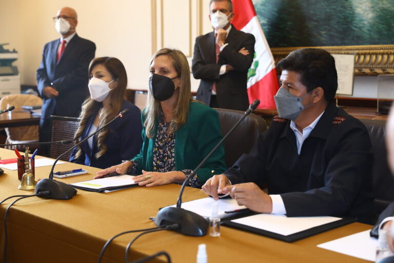 En vivo: Reunión de trabajo entre el presidente Pedro Castillo y miembros del Congreso
