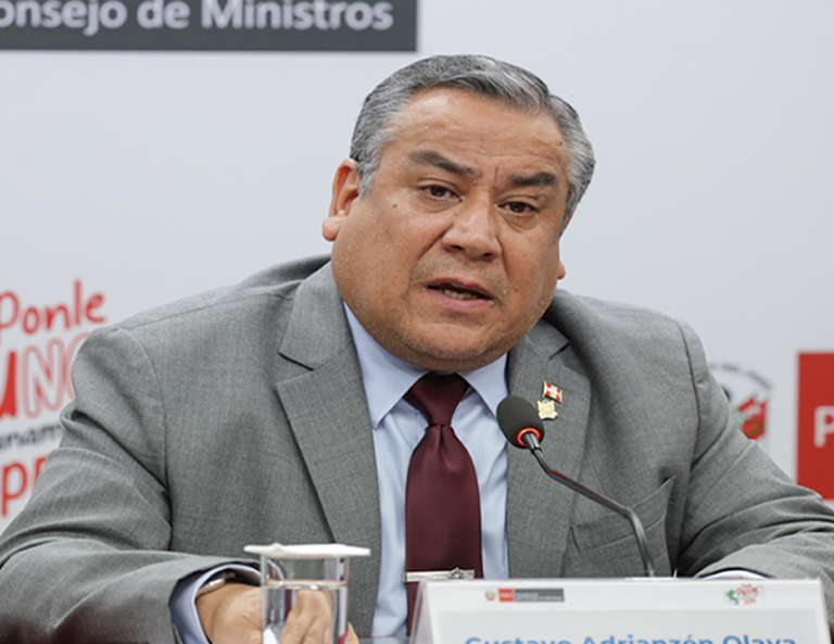 Gustavo Adrianzén tras negativa de permiso de viaje al Vaticano “”no  deberíamos mezclar ni confundir las cosas”