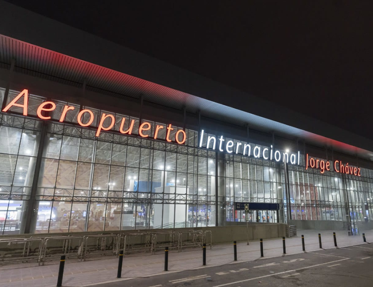 Aeropuerto Jorge Chávez: intermitencia en el control migratorio  provocó caos en el terminal aéreo