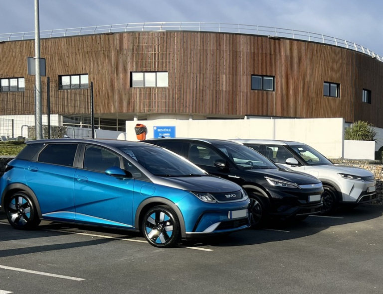 Crisis energética: ¿Son los autos eléctricos el refugio ante la volatilidad de los combustibles?