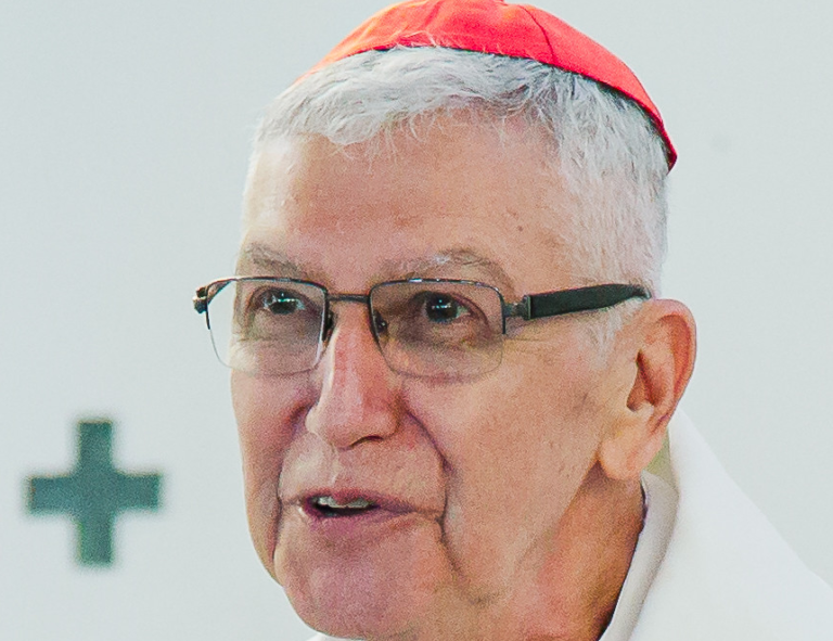 Carlos Castillo lanza indirecta y sin nombrar a Cipriani le pide: “entrar en razón y abandonar las vanas justificaciones”