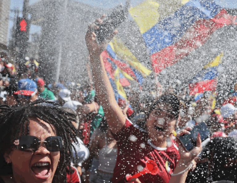 Venezuela: ¿Cómo entender que miles celebran una acción militar externa en lugar de condenarla como una agresión?