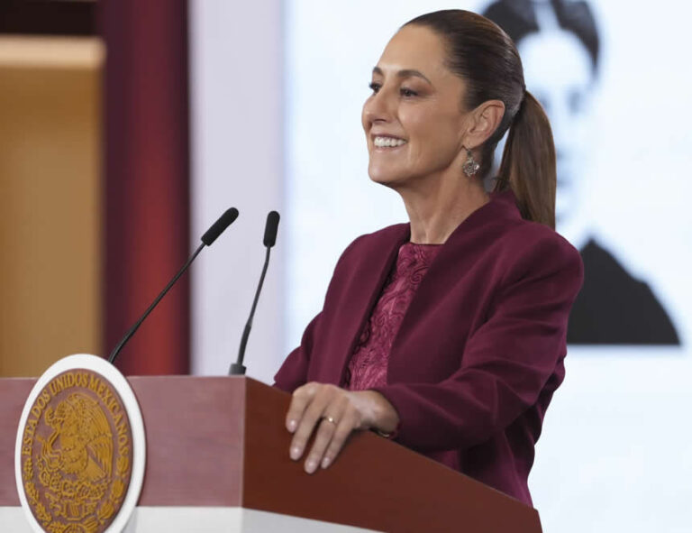 Claudia Sheinbaum deja abierta la posibilidad de restablecer relaciones diplomáticas con Perú
