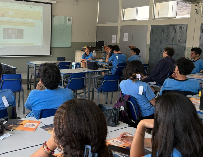 Salud mental: 37% de los estudiantes de secundaria en Lima Metropolitana presenta riesgo clínico de ansiedad y depresión