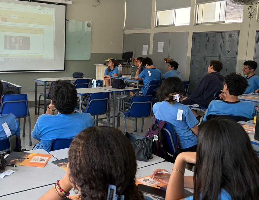 Estudio revela que el 37% de los estudiantes de secundaria en Lima Metropolitana presenta riesgo clínico de ansiedad y depresión
