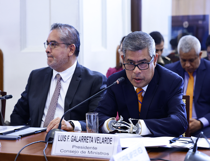 Galarreta en la Comisión de Constitución del Senado (Foto: Facebook).