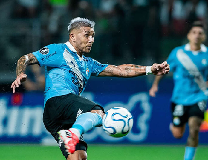 Sporting Cristal dejó el alma en Brasil, pero no fue suficiente ante un arbitraje que inclinó la balanza (Foto: Sportiin Cristal).