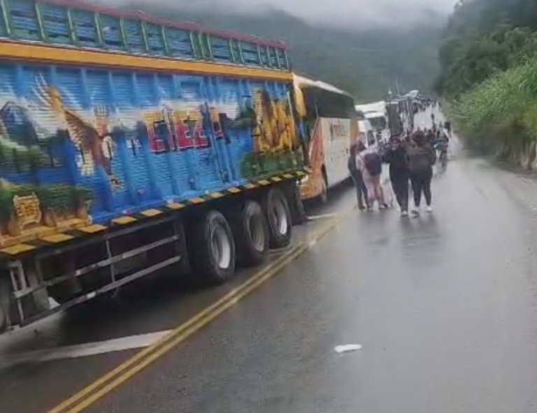 Cutervo, en Cajamarca, acata un paro de 72 horas y la principal carretera permanece bloqueada