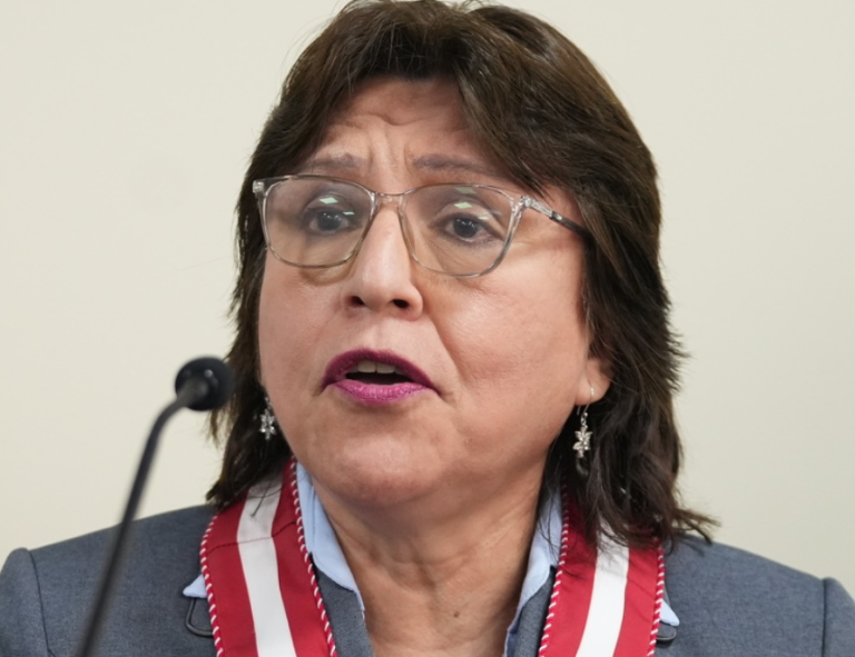 Delia Espinoza: admiten a trámite denuncias constitucional contra la fiscal de la Nación