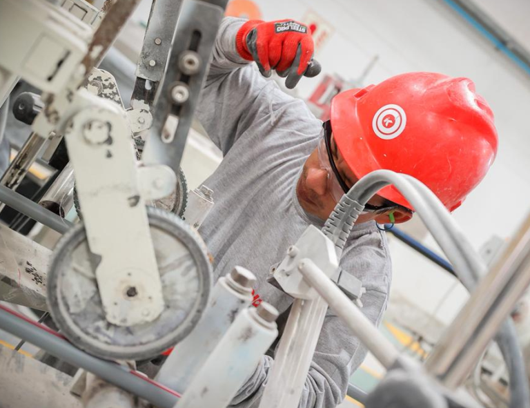 Día del Trabajo: Entre la resiliencia salarial y la sombra del subempleo en el Perú