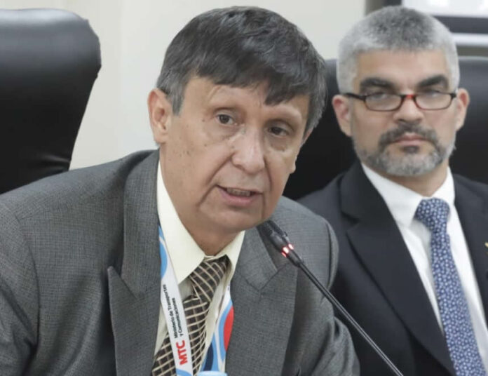 Donald Castillo Gallegos, destkituido del cargo de director de la DGAC (Foto: Archivo Congreso de la República).