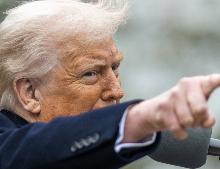 Donald Trump decreta arancel universal de 10%