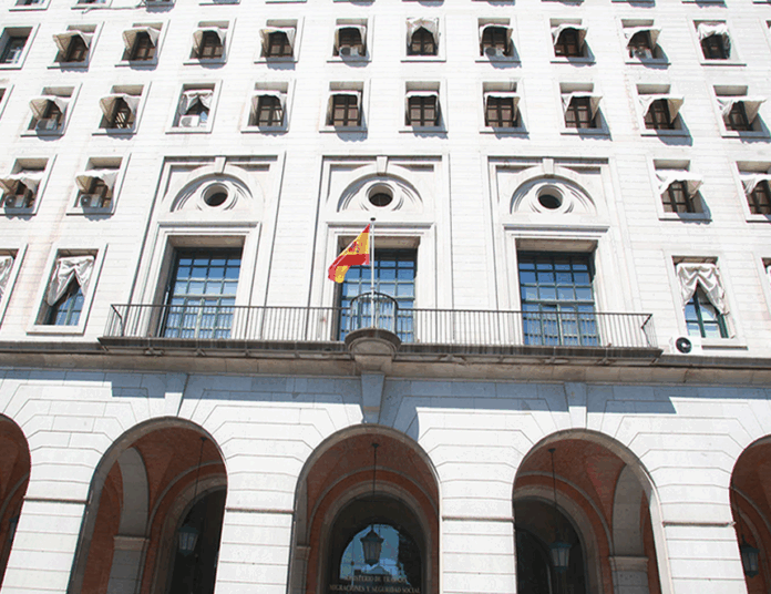 España: Salario Mínimo Interprofesional (SMI) asciende ahora a 1.221 euros mensual (Foto: Foto: mites.gob.es).