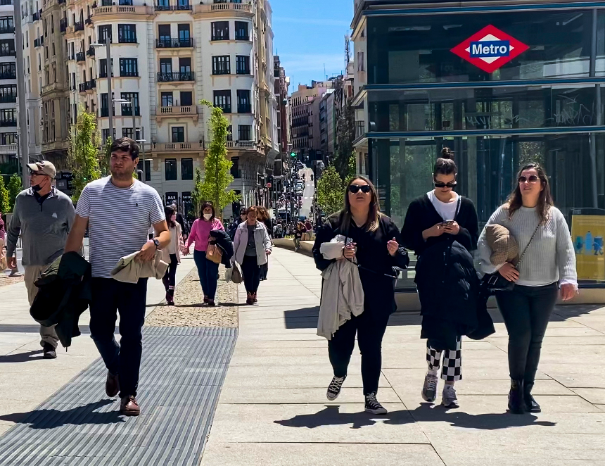 Pedro Sánchez: “Cuando condenamos a una persona a la invisibilidad, nuestro país pierde” (Foto: Facebook).