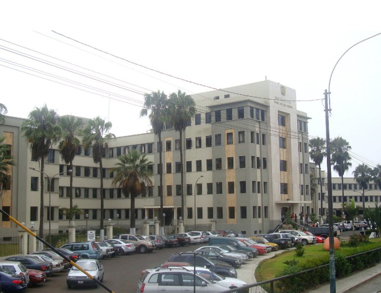 TC ordena al Hospital Militar brindar  atención médica gratuita a exsoldado que contrajo SIDA durante el servicio militar  