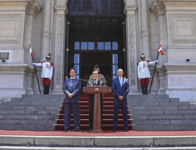 Aviones FAP y el comunicado de la Presidencia: El arte de la evasión política en el gobierno de Balcázar