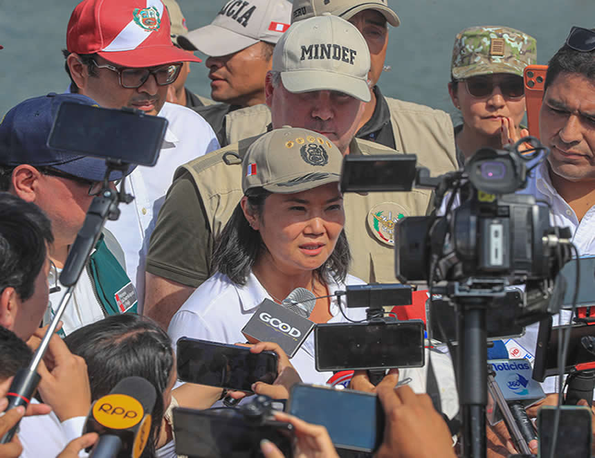 Keiko Fujimori declara a la prensa en Sullana, Piura (Foto: Presidencia de la República).