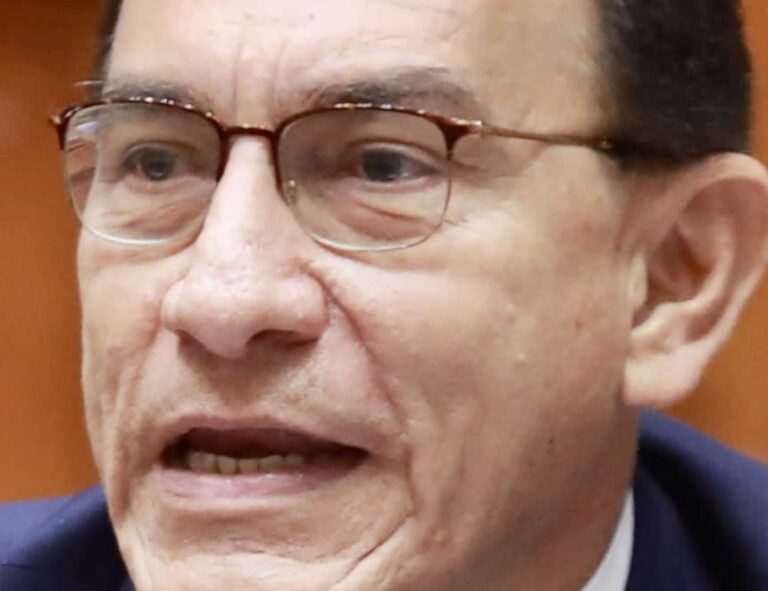 Martín Vizcarra: el Pleno del Congreso terminó de liquidar a expresidente