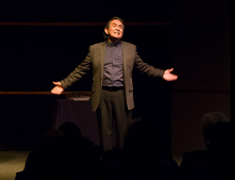 Gabrial García Marquez: ¿Es posible amar con locura a los 70?  Descubre la magia de Gabo en una experiencia teatral
