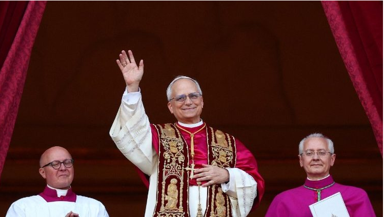 El nuevo papa es el cardenal estadounidense Robert Francis Prevost y se hará llamar León XIV durante su pontificado. 