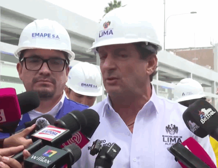 Renzo Reggiardo justificó el uso de recursos públicos y el Palacio Municipal para cuestionar al JNE (Captura: video).