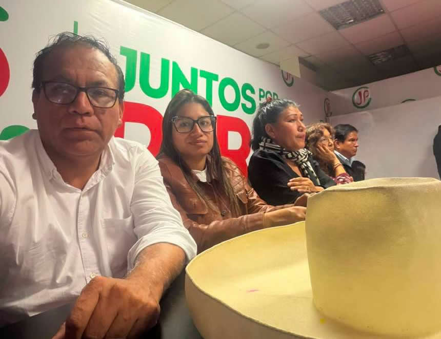 Roberto Sánchez anuncia que JP interpelará al canciller Carlos Pareja por presuntas irregularidades en el voto exterior (Foto: Facebook).