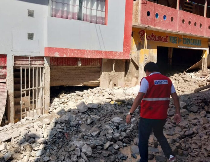 Unas 400 viviendas quedaron dañadas en los centros poblados Secocha y Urasqui por caída de huaycos (Foto: MVCS).