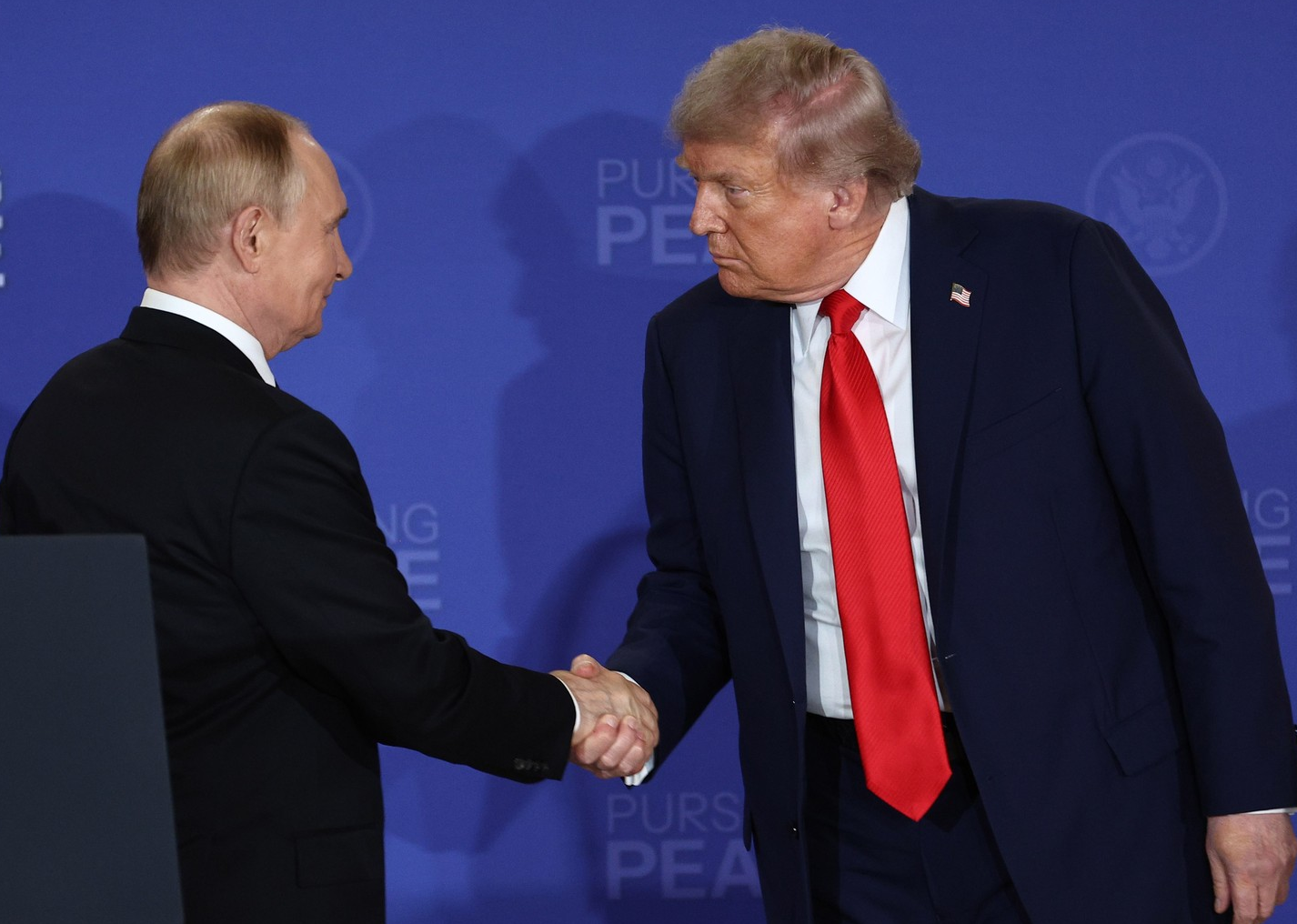 El asunto de las guerras en Irán y Ucrania tuvo un lugar primordial en el encuentro Trump y Putín (Foto: n.kremlin.ru).