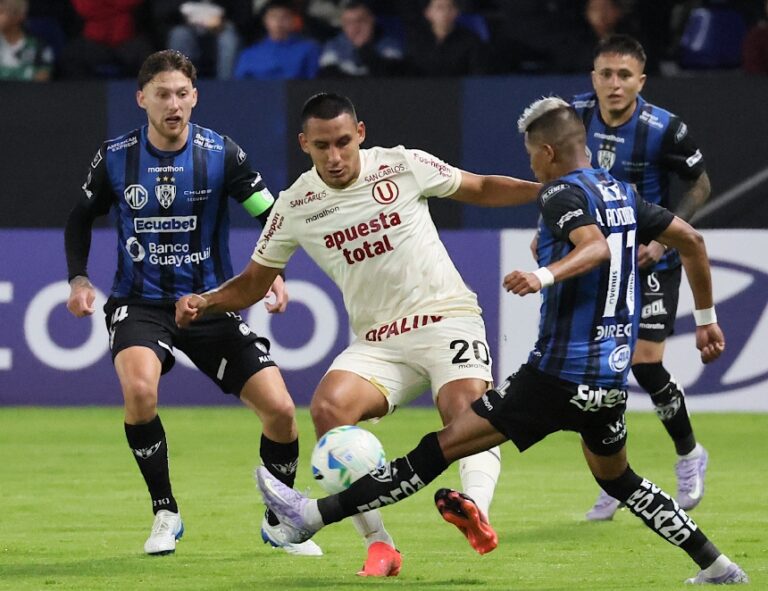Universitario cayó 1-0 ante Independiente del Valle por Copa Libertadores