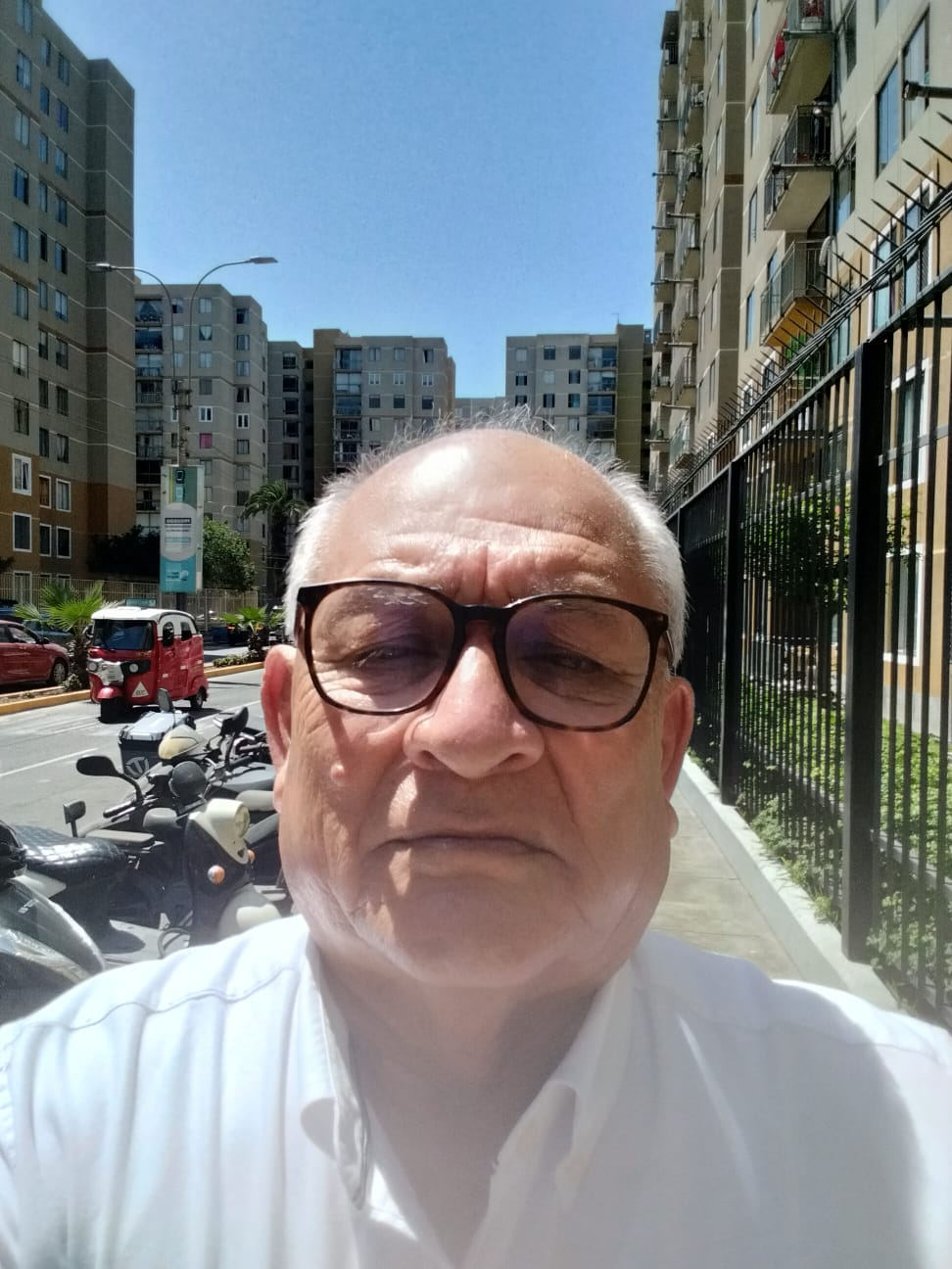 Víctor Peña aborda la crisis universitaria en el Perú con un nivel de análisis estructural que va mucho más allá del simple lamento por la exclusión en el Ranking de Shanghái (Foto: agendapais).