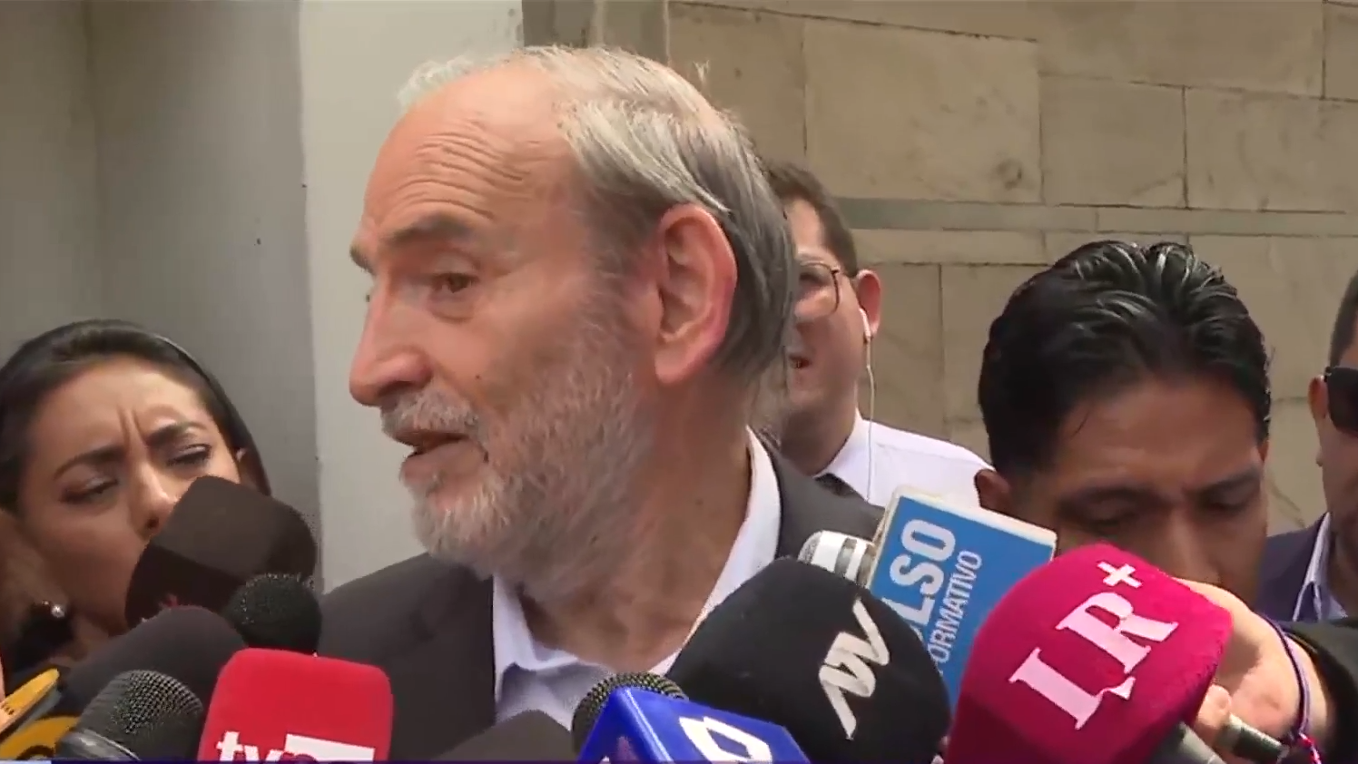 Yehude Simon aprovechó una visita a Keiko Fujimori para dejar en claro, sin decirlo explícitamente, que Roberto Sánchez ya es una figura del pasado. (Captura video).