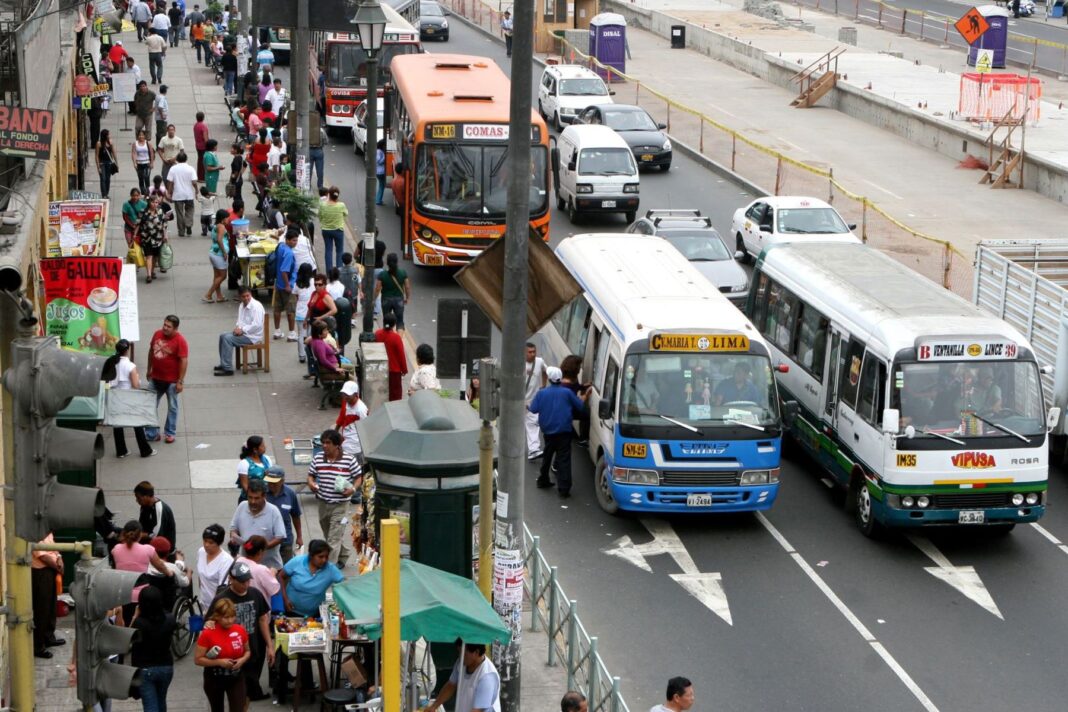 Transportistas amenazan con un nuevo paro en demnada de atención por parte del Gobierno
