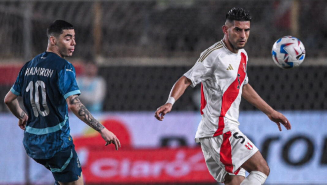 Carlos Zambrano fue una de las figuras del Perú vs Paraguay. (Foto: Selección Peruana)